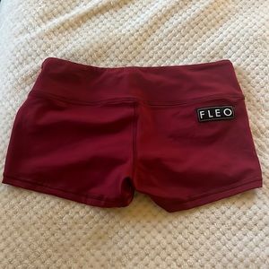 Maroon Fleo shorts 🍇